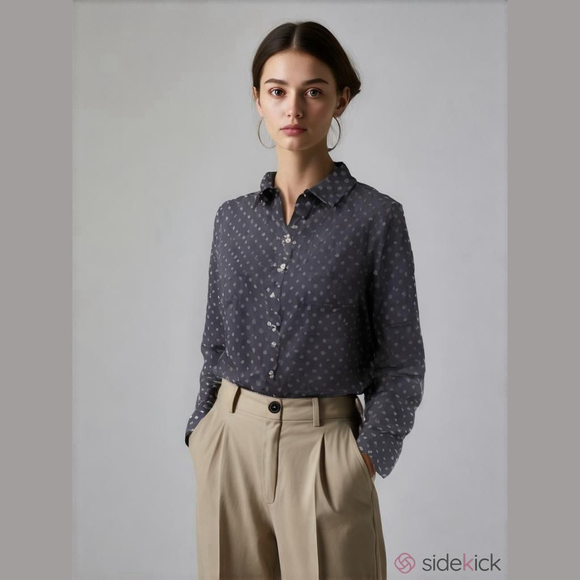 Birds of Paradis by Trovata Blue Polka Dot Button Down Shirt - Medium - Picture 1 of 9